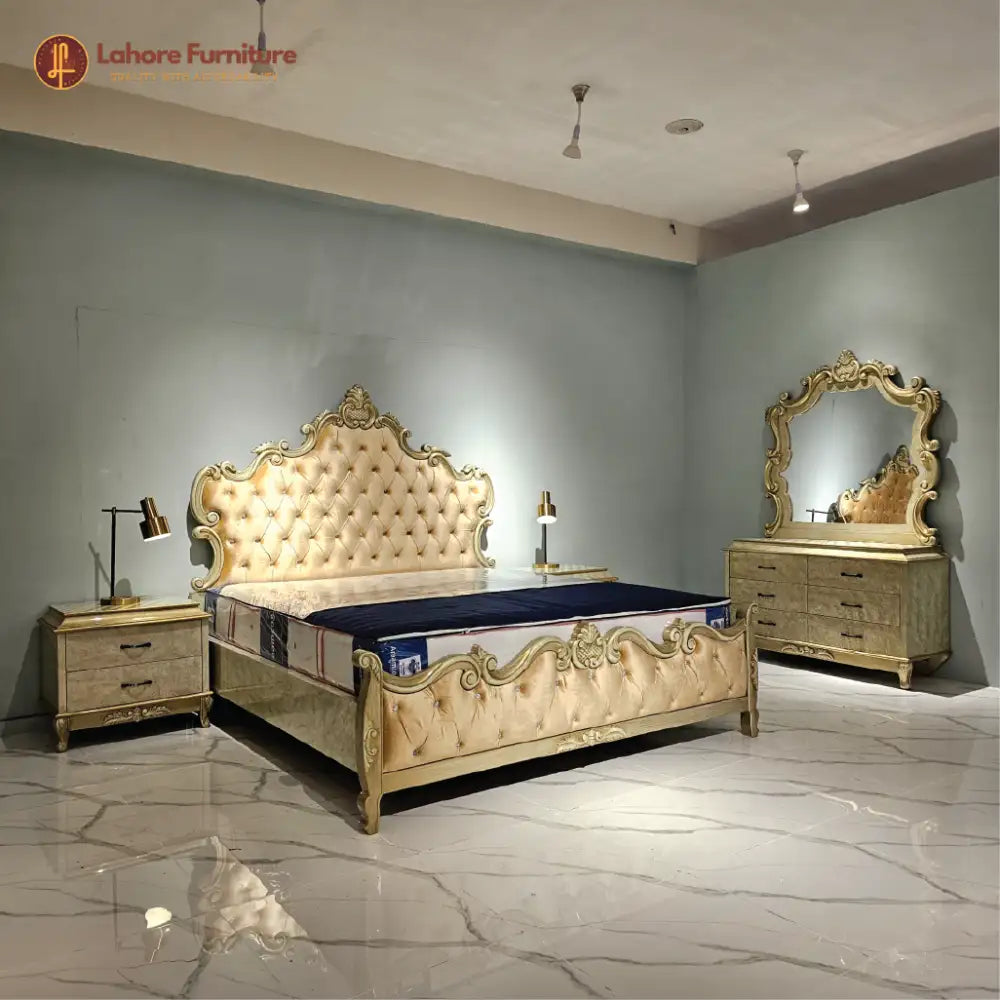 Luxurious Golden King Style Bed # HCR19
