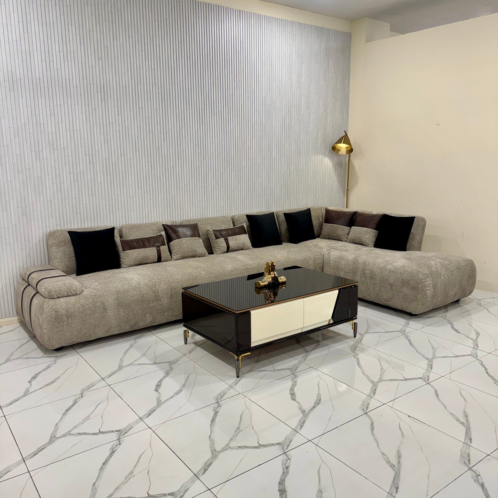 7 Seater Sofa LS18 - image 1