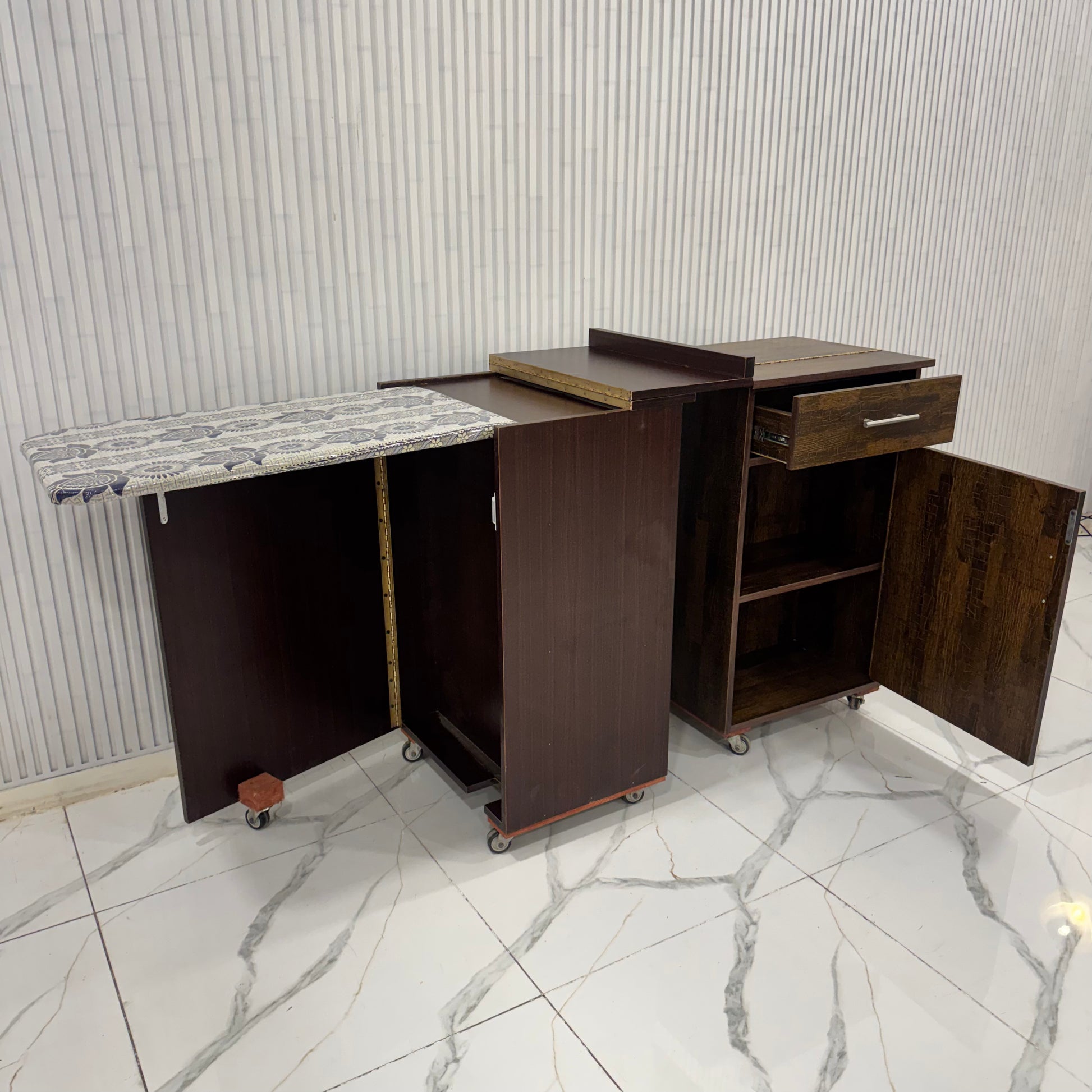 Folding Iron Stand - image 3