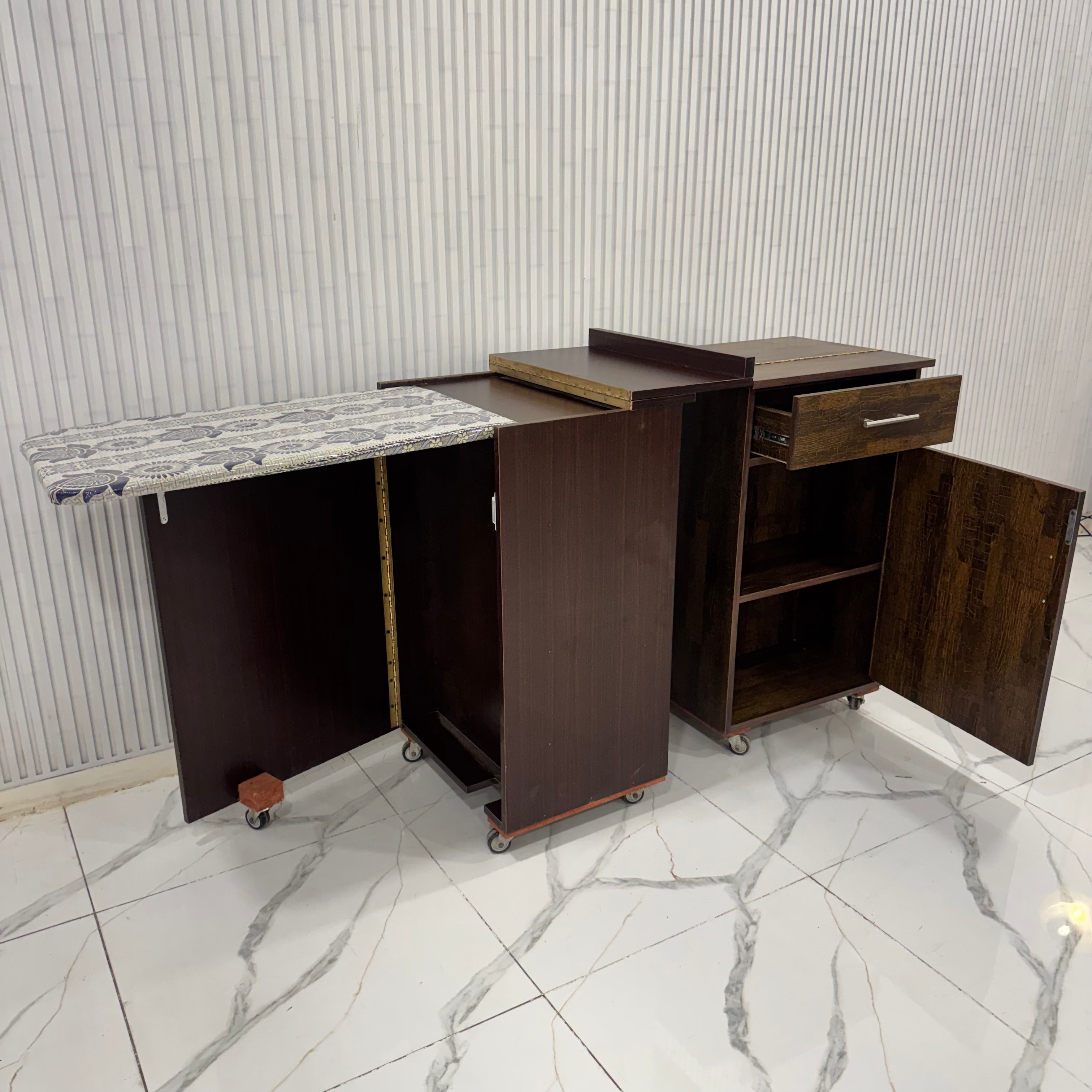 Folding Iron Stand - image 3