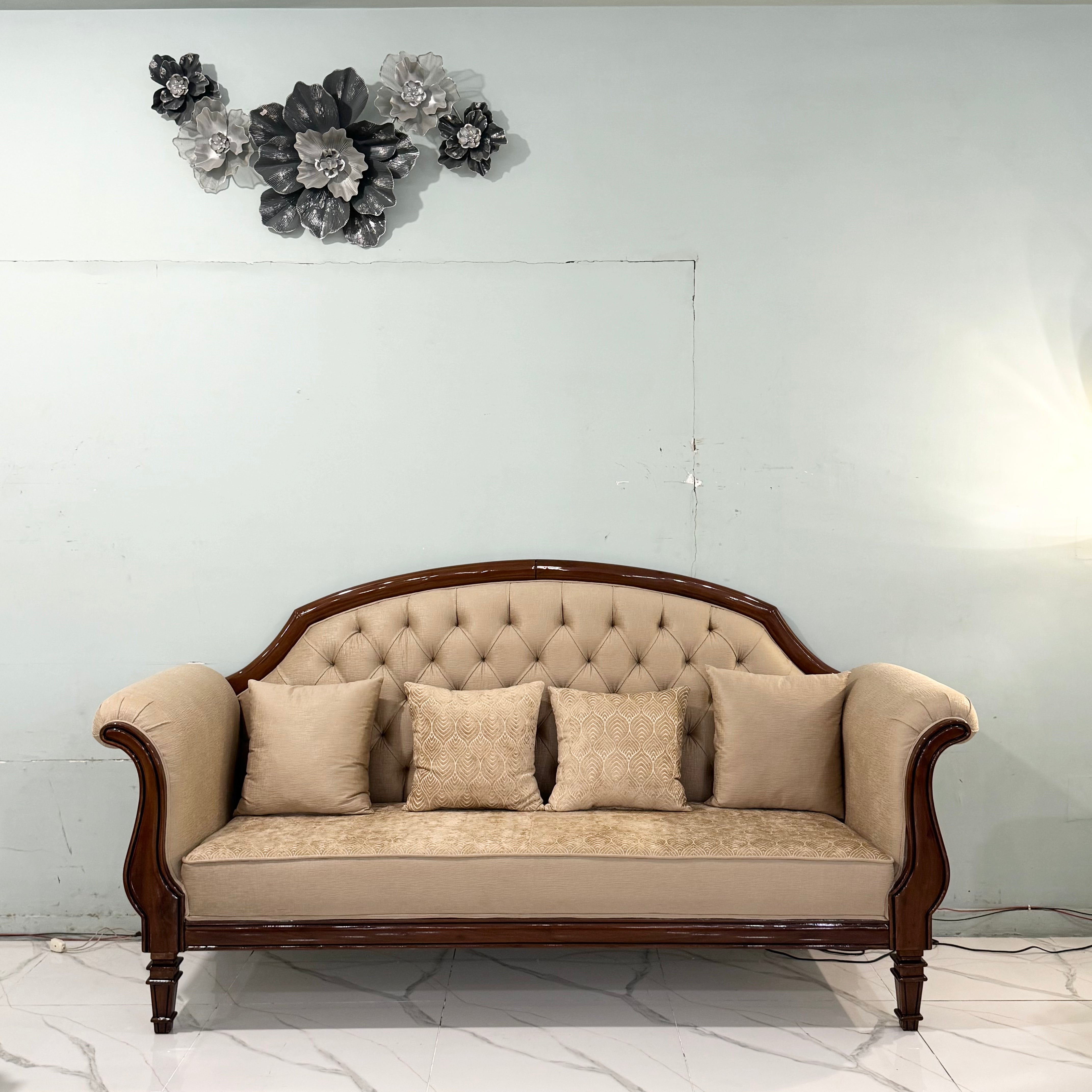 Majestic Chesterfield 6-Seater Suite