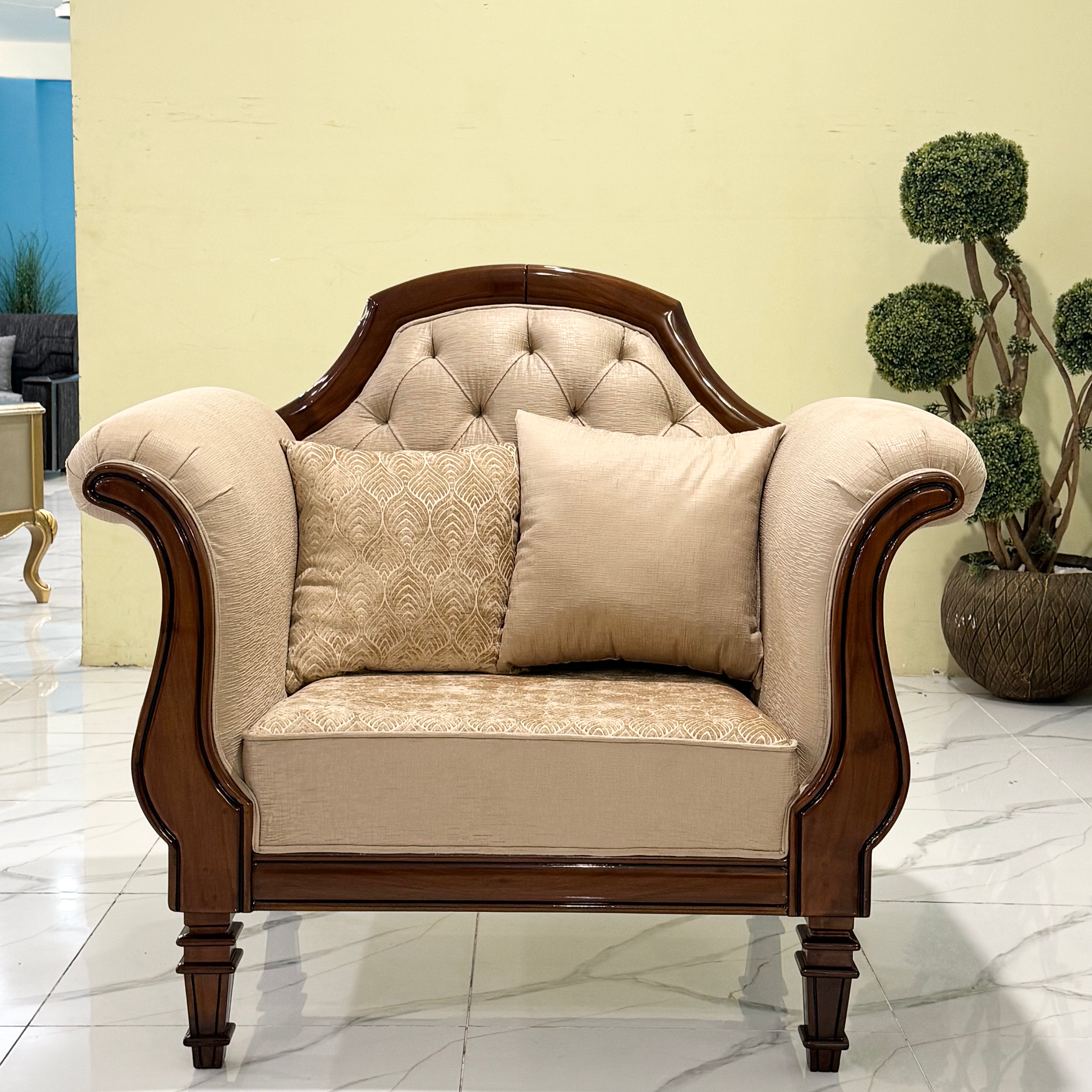 Majestic Chesterfield 6-Seater Suite