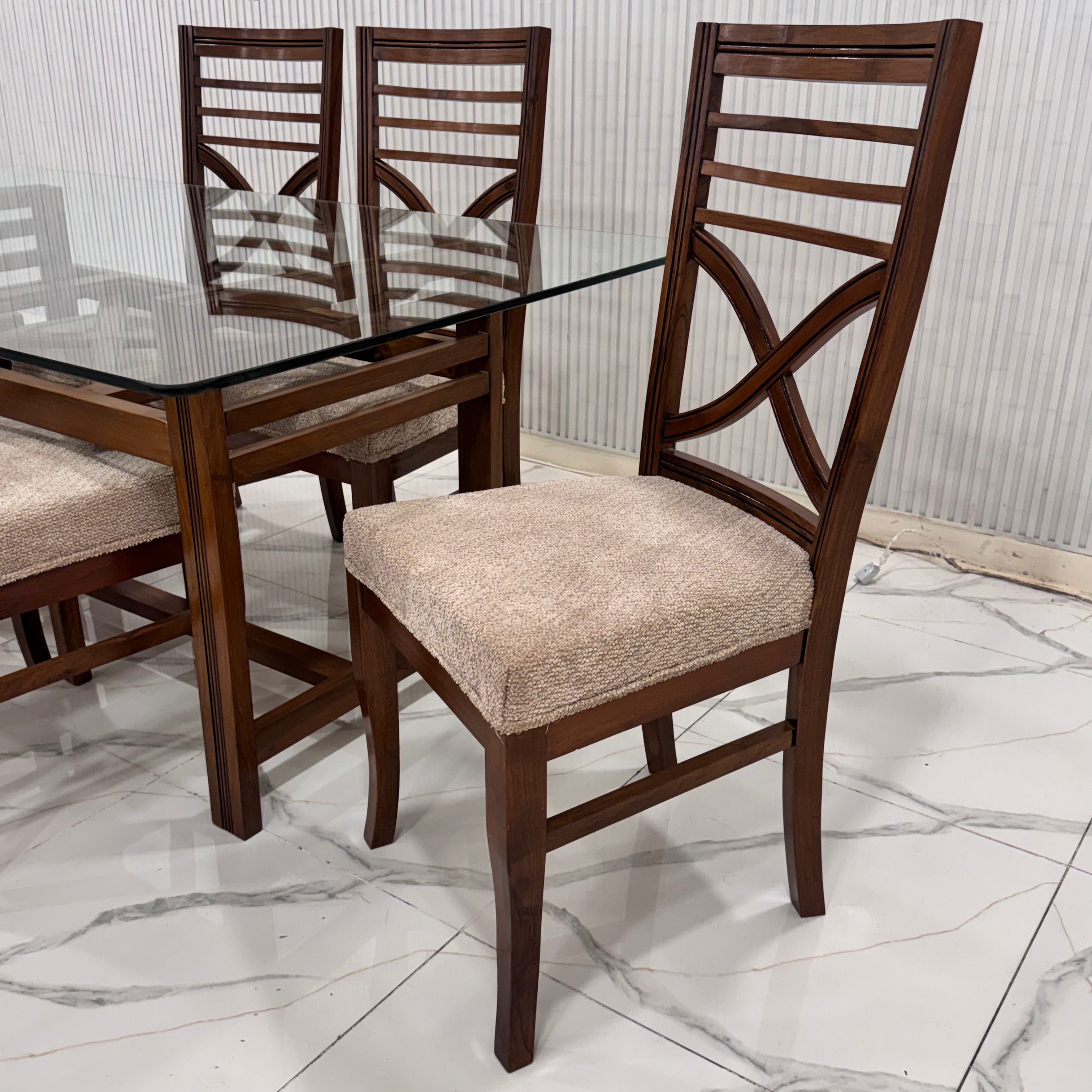 6 siter Dining Table SD18