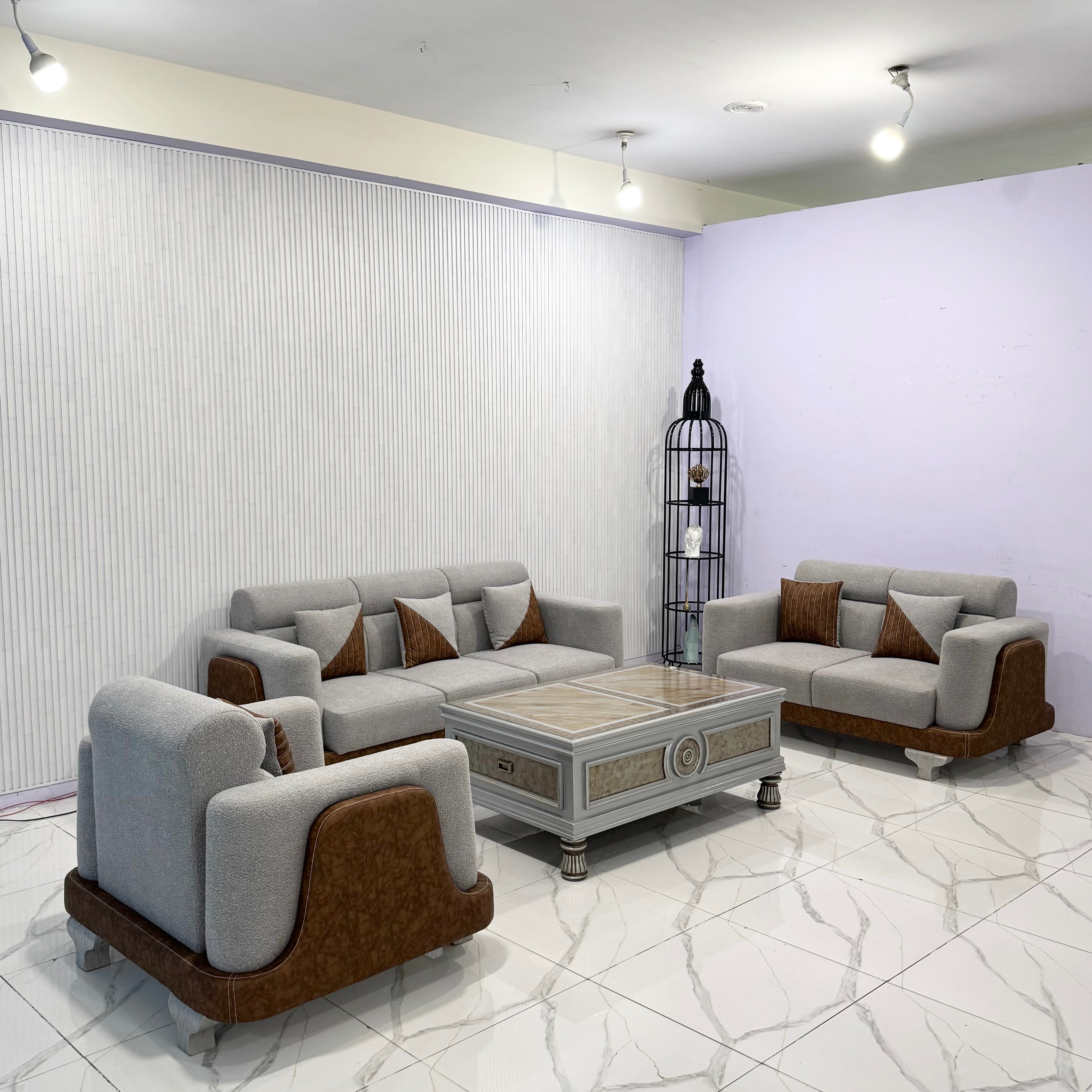 LuxeCurve 6-Seater Suite