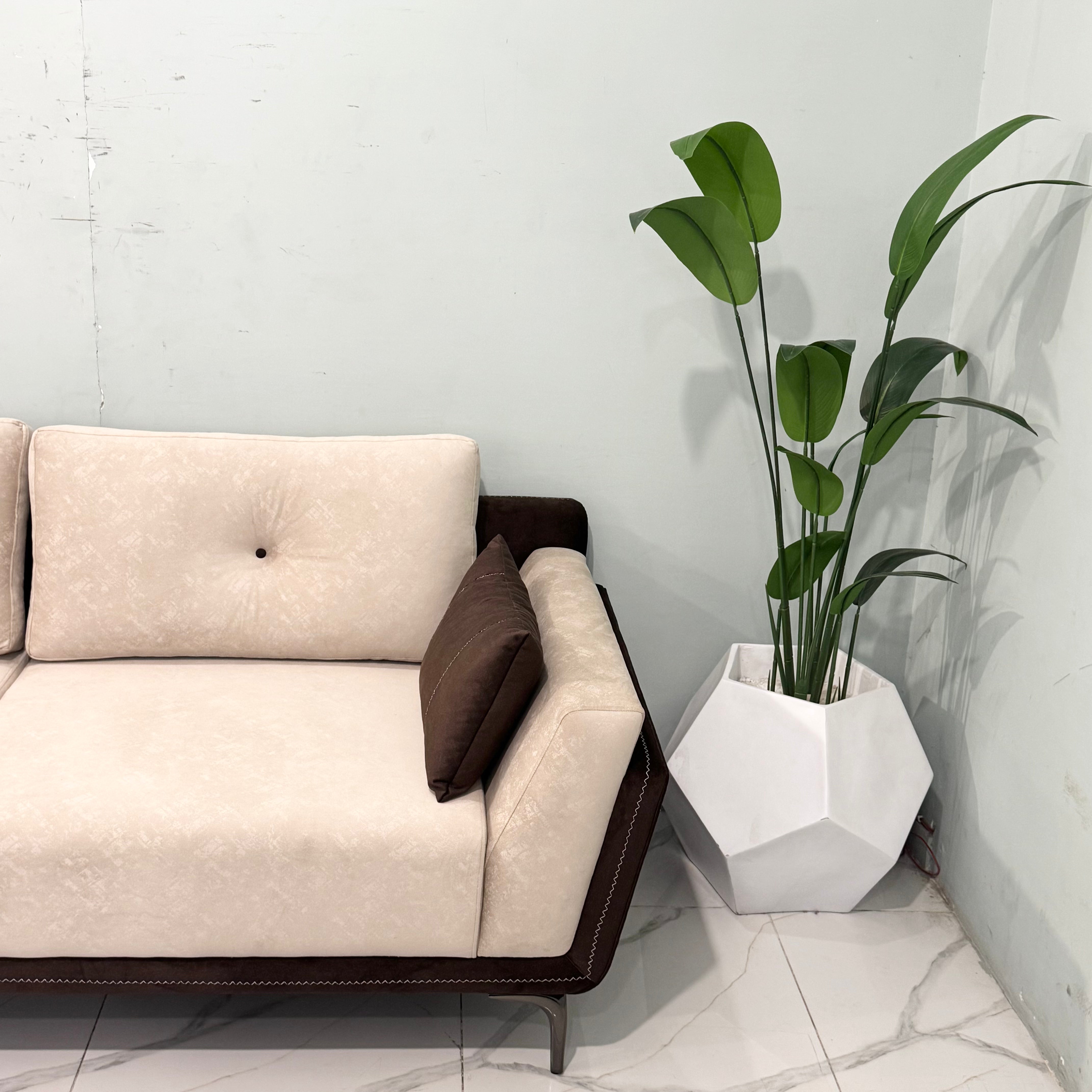 Signature Urban Lounge 6-Seater Suite