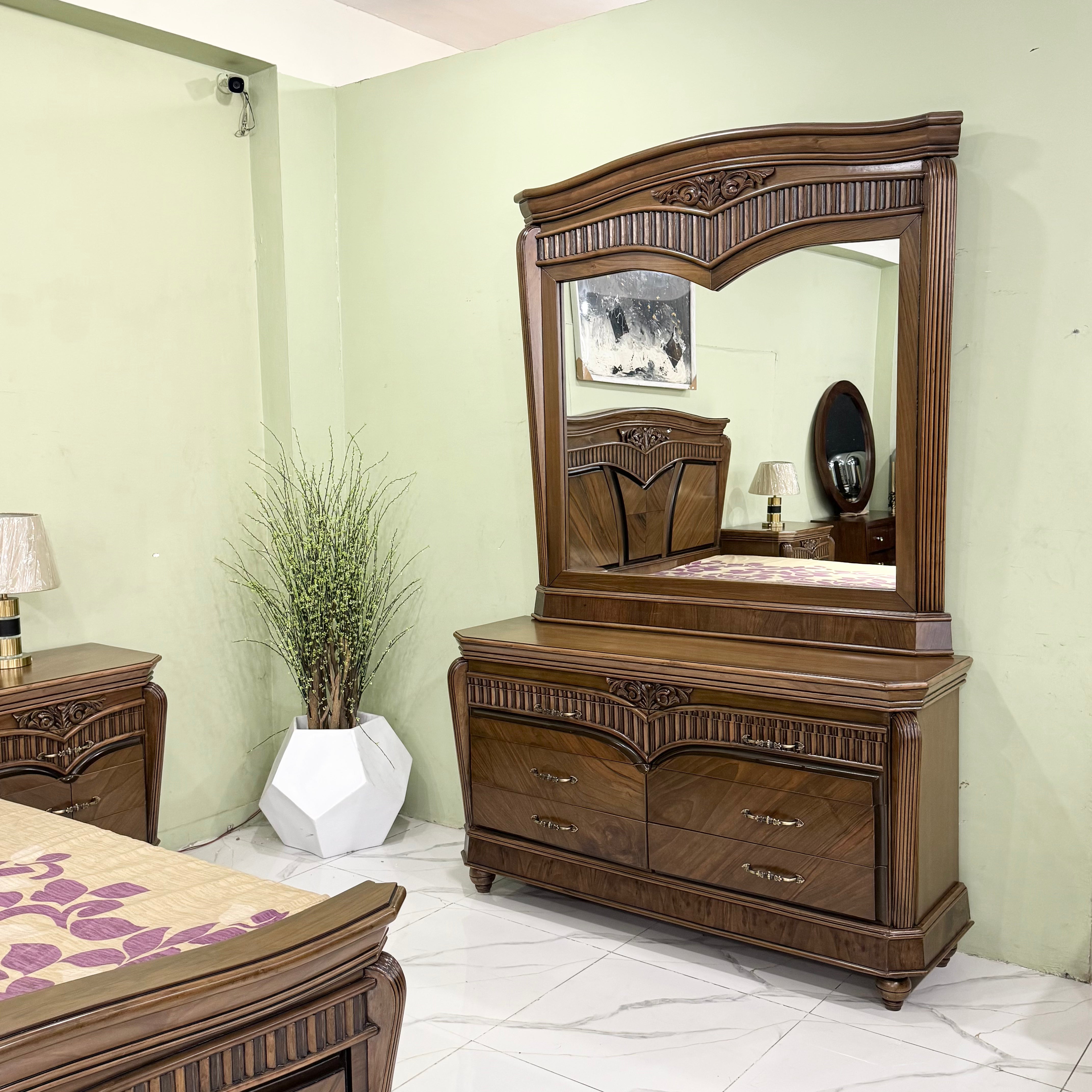 Heritage Sculpted Walnut Bed Suite