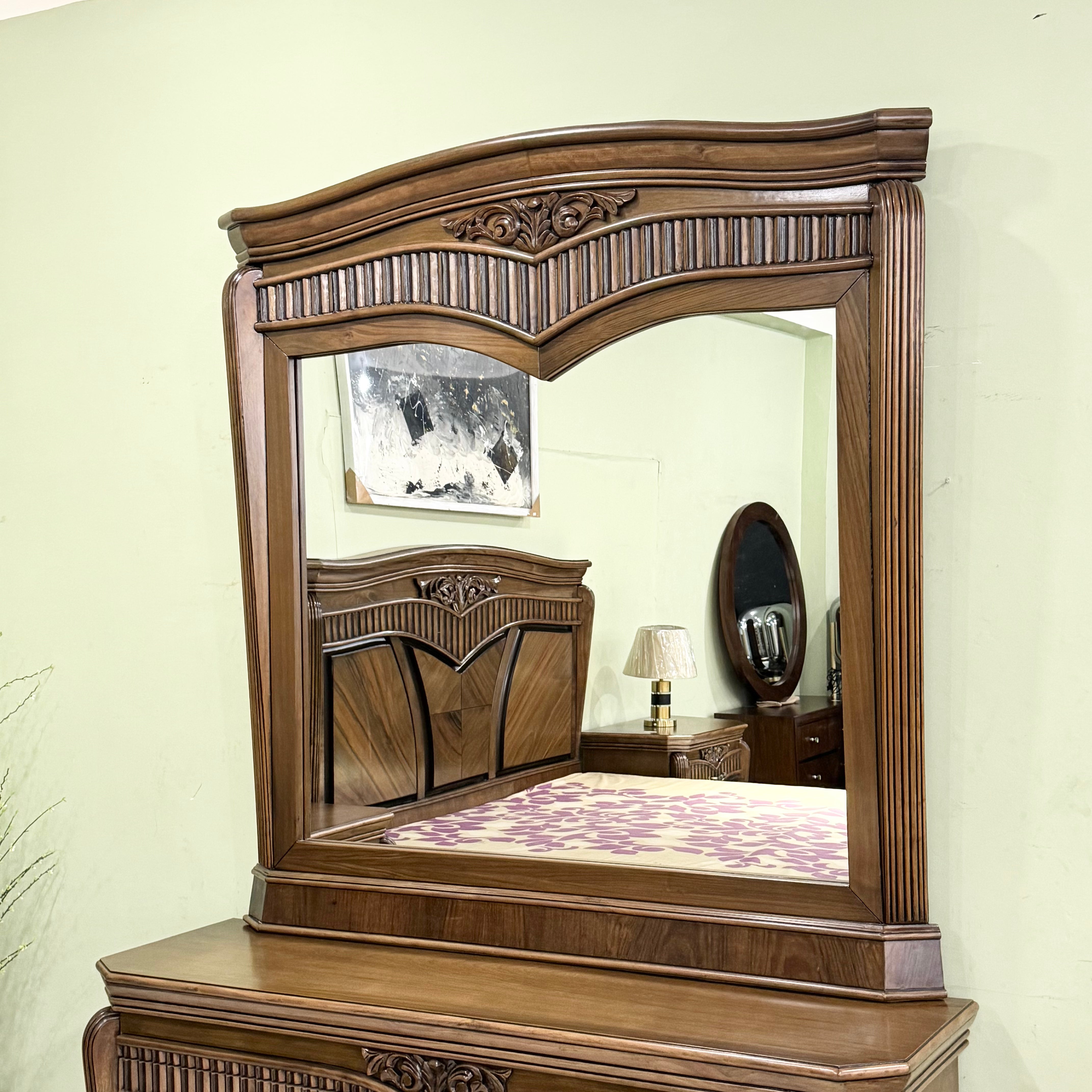 Heritage Sculpted Walnut Bed Suite