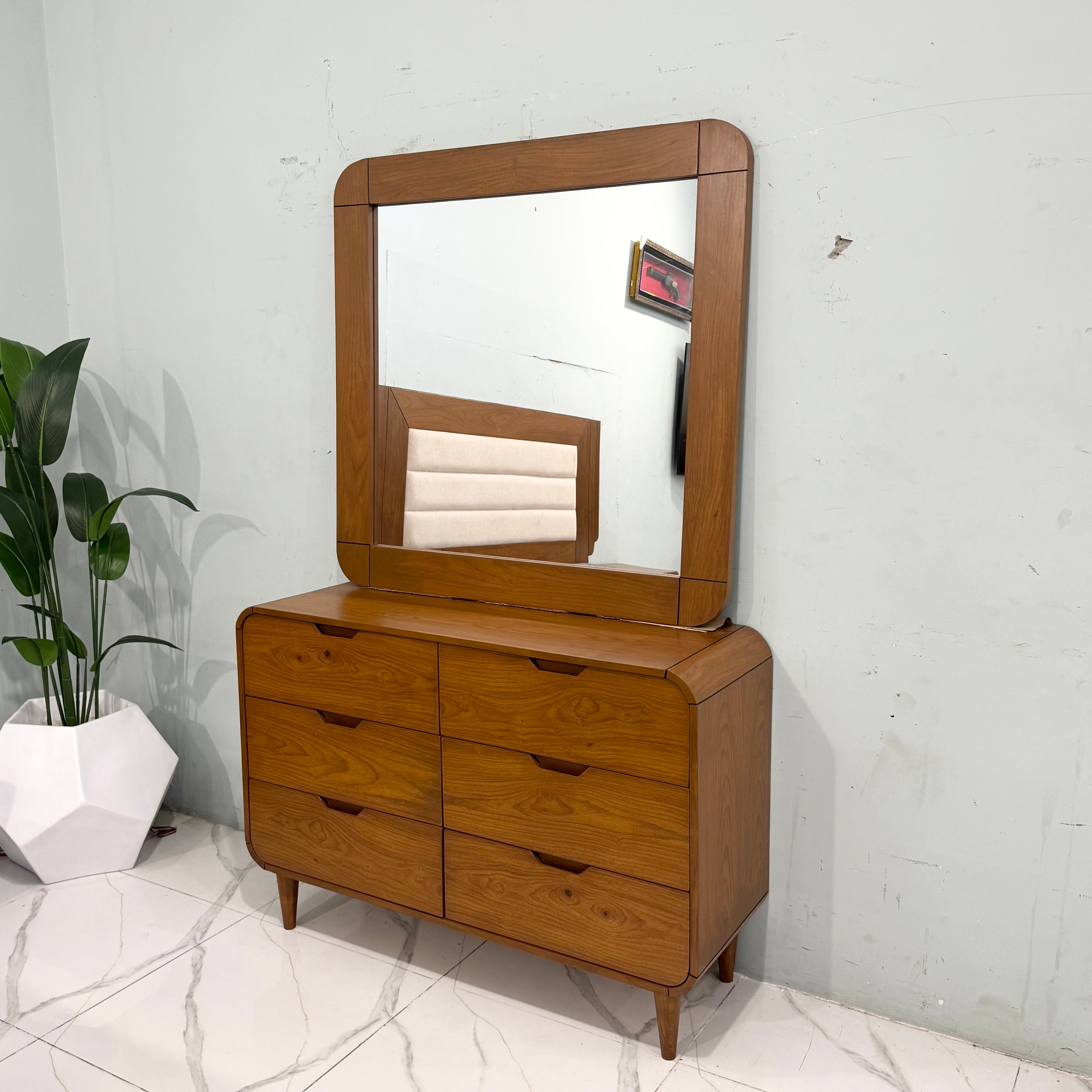 Nordic Oak Master Bed Suite